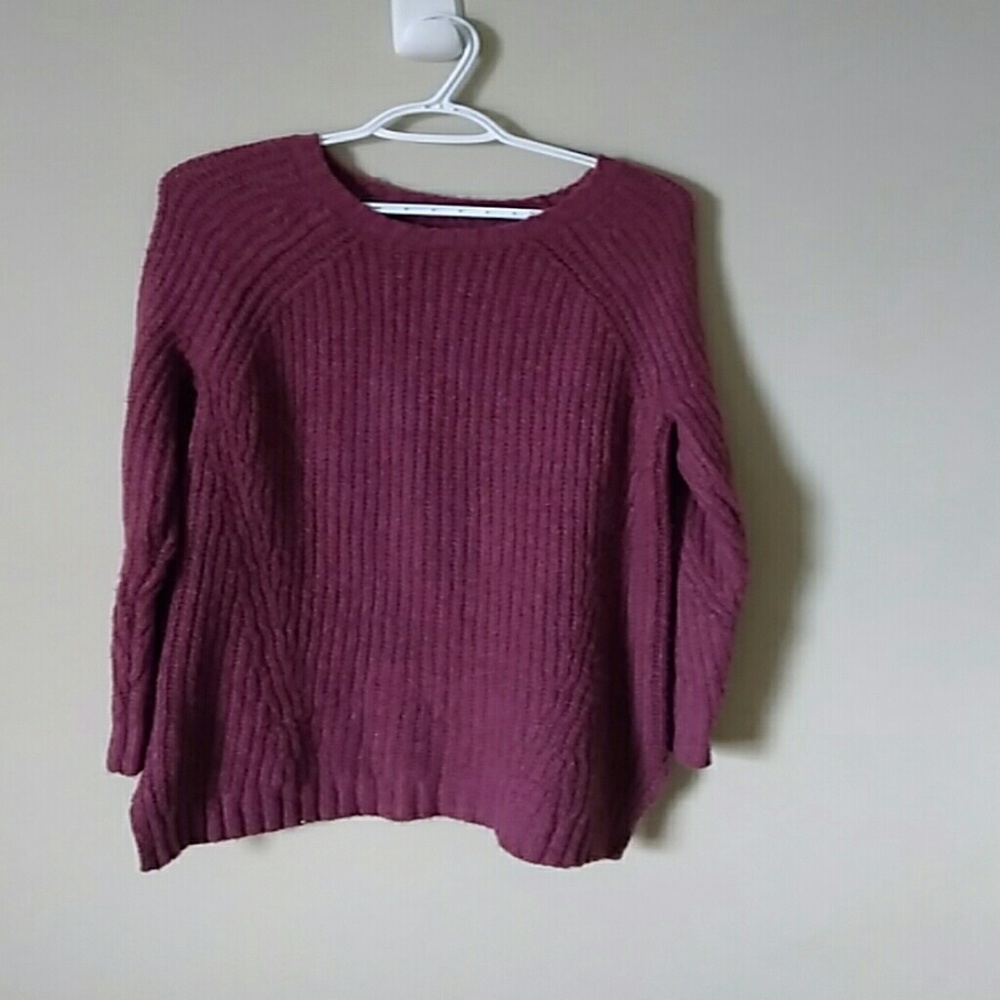American Eagle mauve sweater